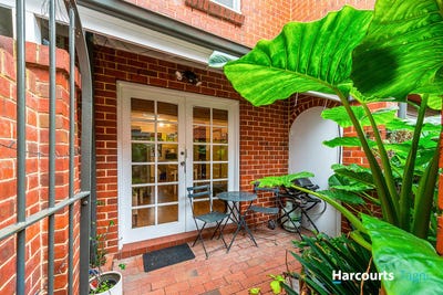 /international/au/4-15-hamley-street-adelaide-sa-151361380/