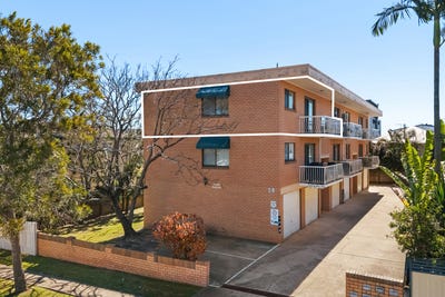 /international/au/4-28-pilba-street-chermside-qld-152078132/