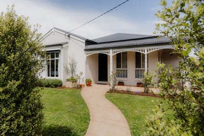 /international/au/2-yaldwyn-street-east-kyneton-vic-152623796/
