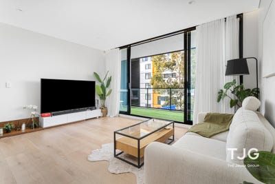 /international/au/310-104-caddies-boulevard-rouse-hill-nsw-151334480/