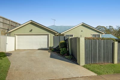 /international/au/2-86a-hogg-street-rockville-qld-148695728/?lang=pt