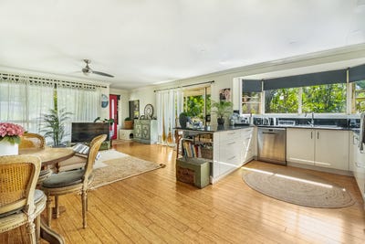 /international/au/1-county-court-wollongbar-nsw-150862148/