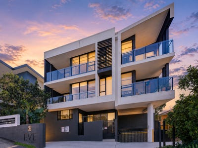 /international/au/2-53-erneton-street-newmarket-qld-151368044/