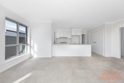 /international/au/6-zenith-street-googong-nsw-151279852/