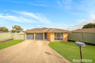 /international/au/24-north-street-greta-nsw-148341168/