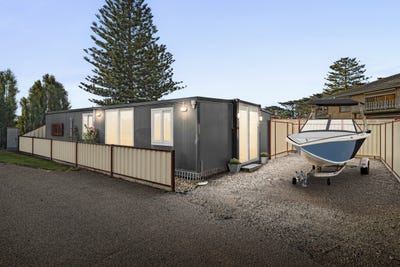 /international/au/12-656-o-connors-road-werribee-south-vic-151375856/