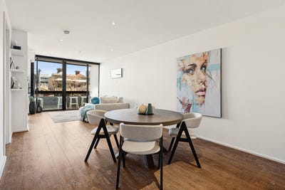 /international/au/207-55-bay-street-port-melbourne-vic-152479200/
