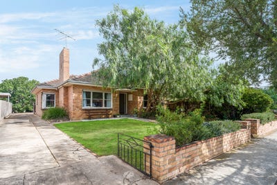 /international/au/21-isabella-street-geelong-west-vic-150668140/