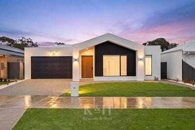/international/au/56-hurst-drive-new-gisborne-vic-151404660/