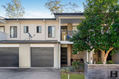 /international/au/27-3-broadleaf-parade-redbank-qld-148566628/