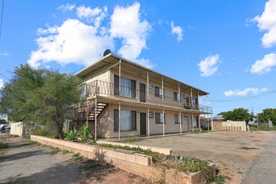/international/au/463-465-beryl-street-broken-hill-nsw-151211768/