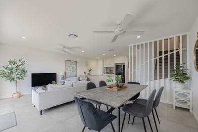 /international/au/27-35-grant-avenue-hope-island-qld-148611484/?lang=en