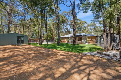 /international/au/2775-richardson-road-parkerville-wa-150898072/