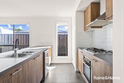 /international/au/4-myrta-avenue-andrews-farm-sa-152207812/