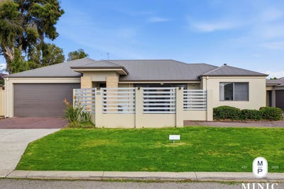 /international/au/8-29-grey-street-cannington-wa-151433668/