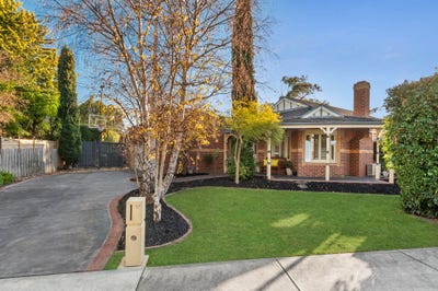 /international/au/17-highland-drive-frankston-south-vic-148385856/