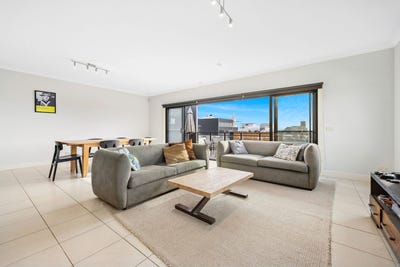 /international/au/3-2a-market-street-south-geelong-vic-151112240/