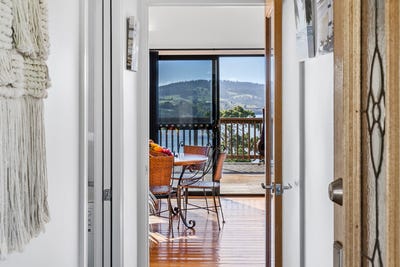 /international/au/25-falcon-street-primrose-sands-tas-148531232/?lang=en