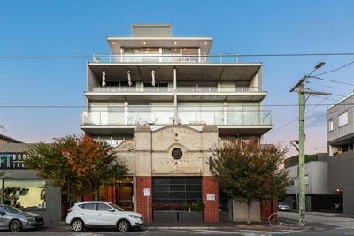 /international/au/206-126-chapel-street-st-kilda-vic-148636740/