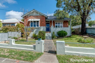 /international/au/30-sloane-street-goulburn-nsw-150895596/