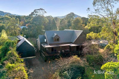 /international/au/34-ferrier-street-mount-macedon-vic-151610124/