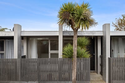 /international/au/7-12-mary-street-hamlyn-heights-vic-151637988/