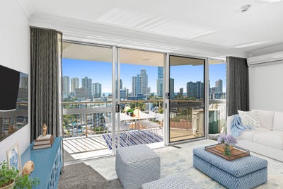 /international/au/1103-21-peninsular-drive-surfers-paradise-qld-151210532/