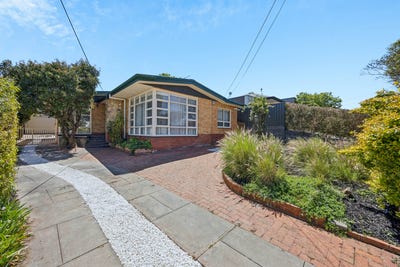 /international/au/6-hutton-street-vale-park-sa-152692248/