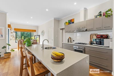 /international/au/100-angove-road-spencer-park-wa-151245384/
