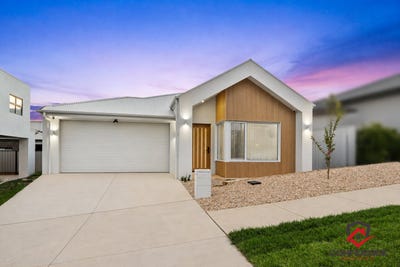 /international/au/3-wendy-paramor-terrace-whitlam-act-150713928/