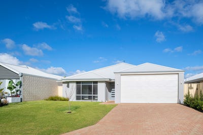 /international/au/4-hotchkin-loop-dunsborough-wa-151497368/