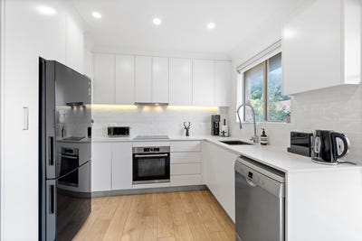 /international/au/4-27-tullimbar-road-cronulla-nsw-148089640/