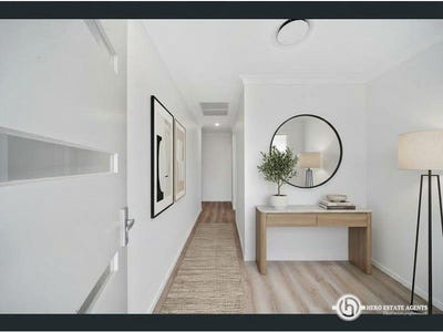 /international/au/23-bethanga-way-spring-mountain-qld-151357668/