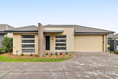 /international/au/15-110-bungower-road-mornington-vic-151356848/