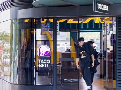 /international/au/taco-bell-9-11-305-botany-road-zetland-nsw-505143524/