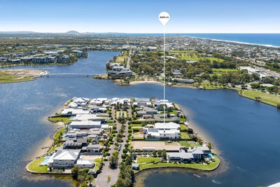 /international/au/6-entrance-island-bokarina-qld-152416372/