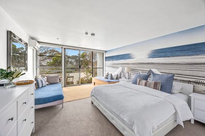 /international/au/118-3-bay-street-lorne-vic-152610820/