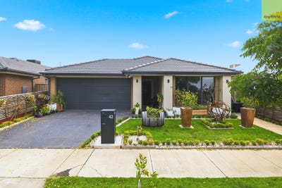 /international/au/42-cosgrove-drive-maddingley-vic-151377308/