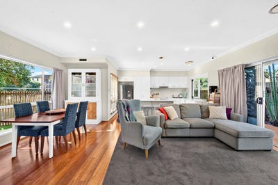 /international/au/166-alexandra-road-clayfield-qld-151616236/