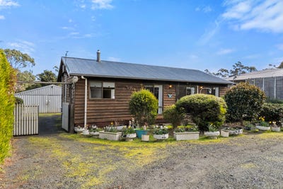 /international/au/332-carlton-beach-road-carlton-tas-148677148/