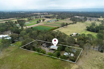 /international/au/72-boundary-road-glossodia-nsw-152607120/