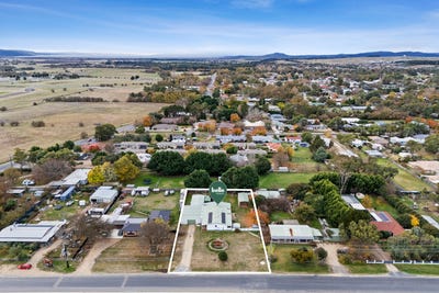 /international/au/10-king-street-bungendore-nsw-148122504/?lang=en