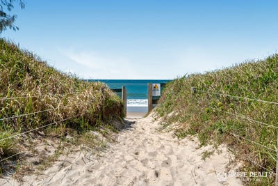 /international/au/1-45-north-street-woorim-qld-150740700/