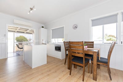 /international/au/4a-windermere-street-norville-qld-152146552/