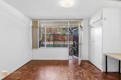 /international/au/8-62-launceston-street-lyons-act-151136256/