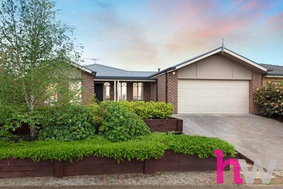 /international/au/18-semillion-place-waurn-ponds-vic-152599584/