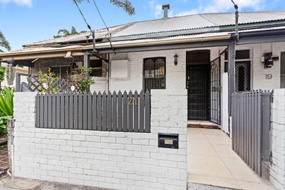 /international/au/21-high-street-mascot-nsw-147988560/