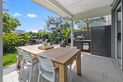 /international/au/12-19-riviera-place-mountain-creek-qld-151250948/