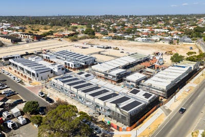 /international/au/26-clontarf-rd-beaconsfield-wa-150590988/