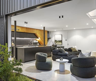 /international/au/15-melaleuca-lane-leederville-wa-148627948/?lang=en